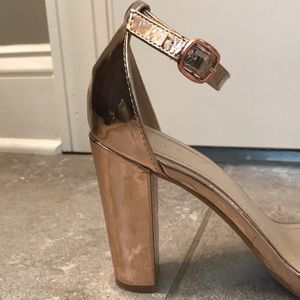 BAMBOO Shoes - Gold block heel BAMBOO Shoes - Gold block heel